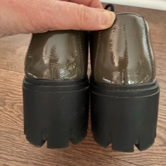 Dirty Laundry “Noyze” Dark Olive Chunky Heel Lug Oxford Lace-up Shoes - Picture 4 of 10